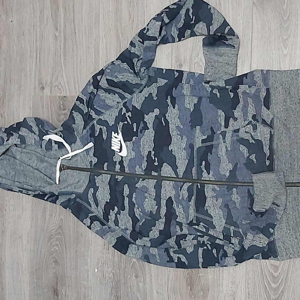 Nike hoodie